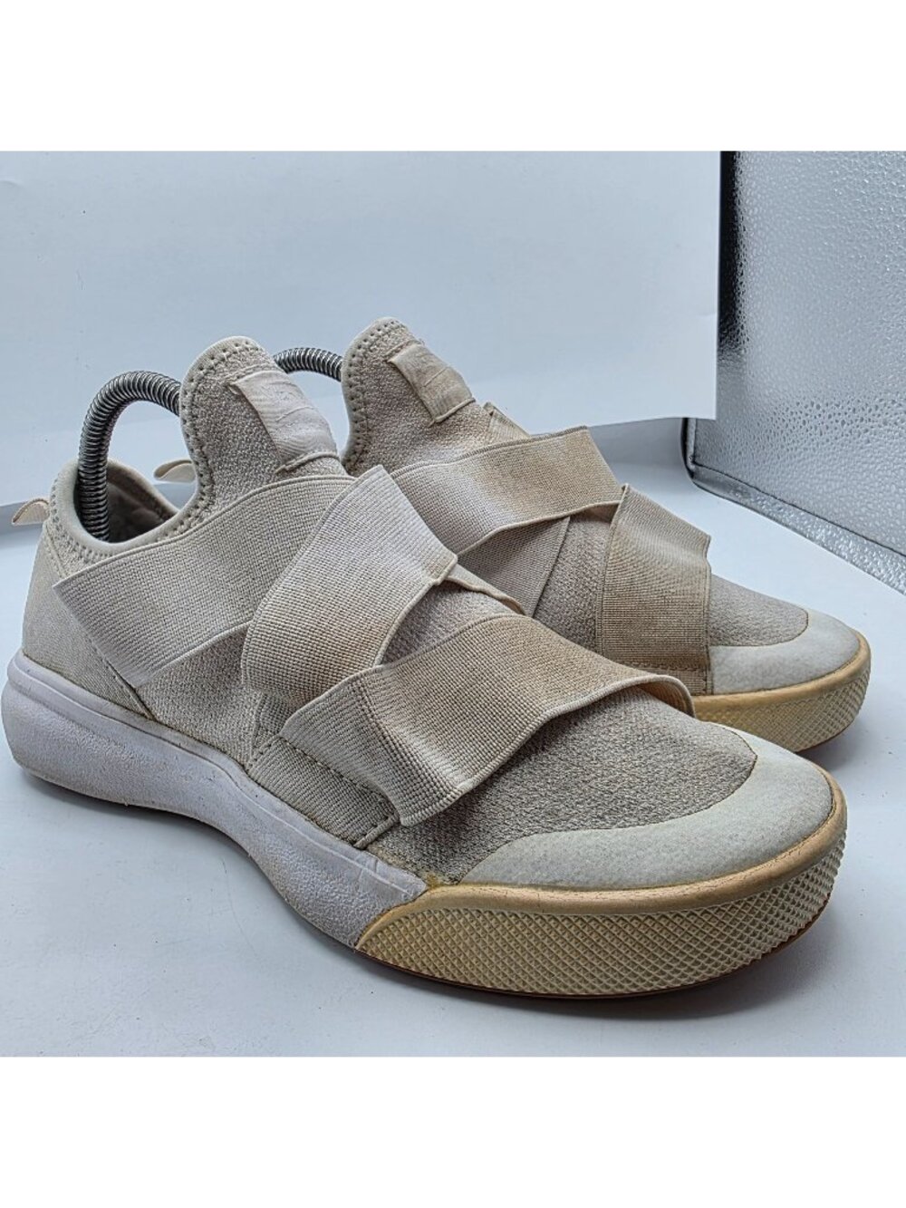 Vans UltraRange Gore Slip On Womens Size 8 White Casual Sneakers Elastic Straps
